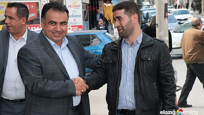 Ali Tekataş sahaya inerek vatandaşlarla bir araya geldi