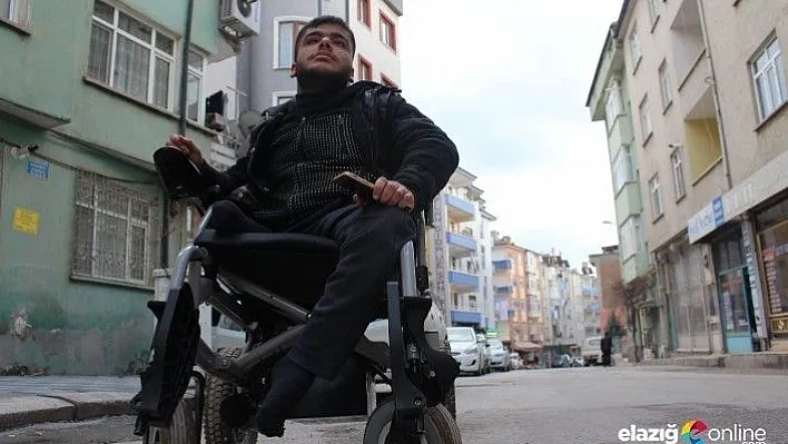 Engelini aşan Okan'ın bir günü