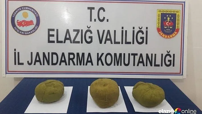 Toprağa gömülü 3,5 kilo esrar ele geçirildi
