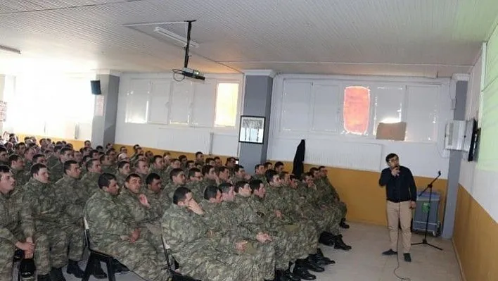 Bedelli askerlere, &quotKadına Yönelik Şiddetle Mücadele" semineri