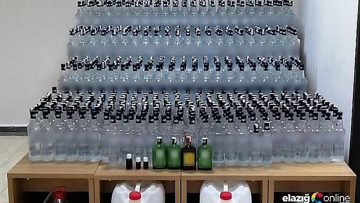 Elazığ'da kaçak içki deposuna operasyon