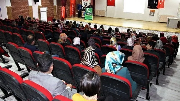 Elazığ'da &quotSağlıklı Yaşam, Sağlıklı Gelecek" semineri