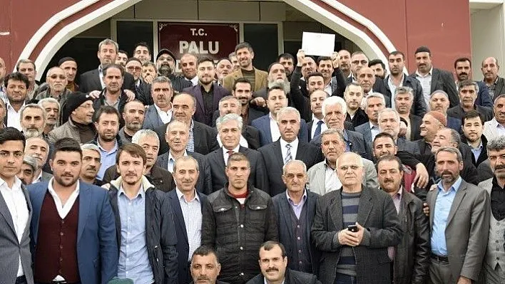 Palu Belediye Başkanı  Ünalan mazbatasını aldı