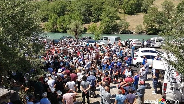 HES kapakları kapatıldı, ekipler ve vatandaşlar kayıp genci aradı