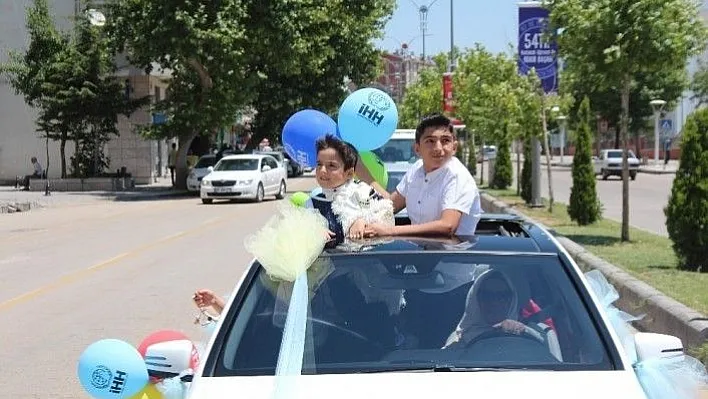 Küçük Kadir'in &quotSünnet Düğünü&quot hayali gerçek oldu