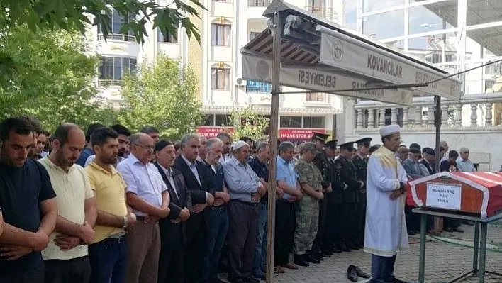 Nehirde boğulan asker son yolculuğuna uğurlandı