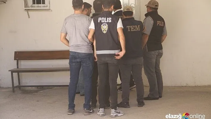 Elazığ merkezli FETÖ operasyonu: 4 gözaltı