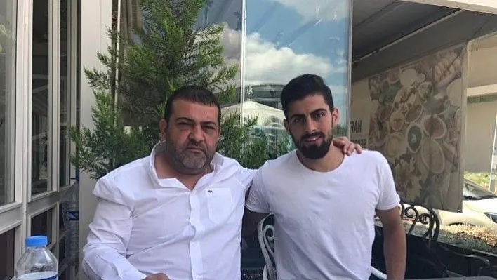 Elazığspor, Ahmet Doğan'ın sözleşmesini  1 yıl uzattı