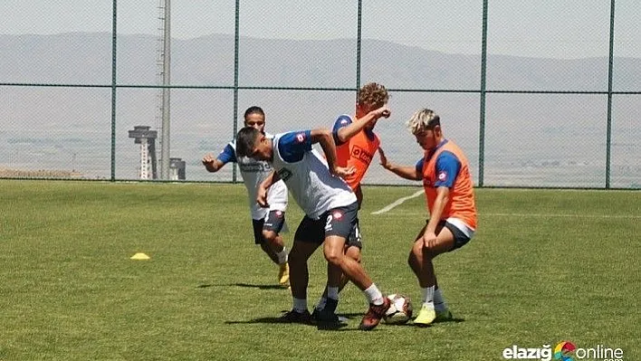 Elazığspor'da Erzurum kampı başladı