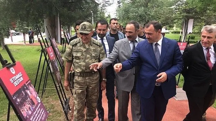 Fırat Üniversitesin'de şehitler yolu yürüş parkuru ve sergi açılışı