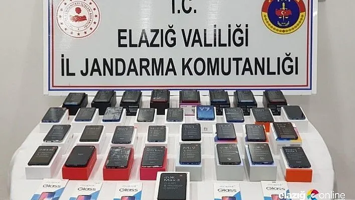 Gümrük kaçağı telefonlar jandarmanın radarına takıldı