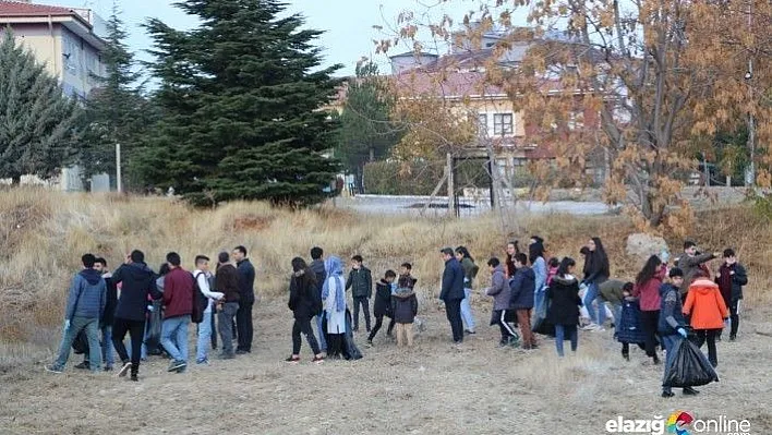 Öğrencilerden &quotSıfır Atık" projesi kapsamında çevre temizliği