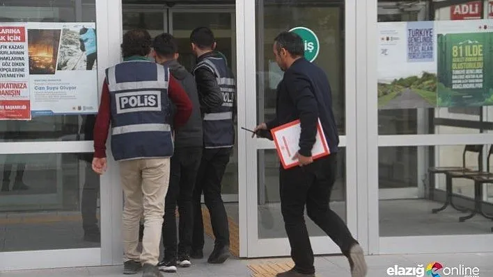 Yüzme havuzuna dadanan hırsızlar tutuklandı!