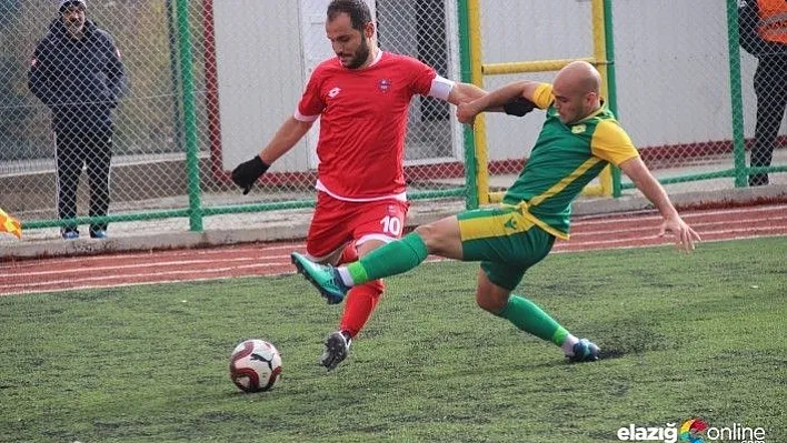 Elazığ Belediyespor, sahasında Esenler Erokspor'u 1-0 mağlup etti