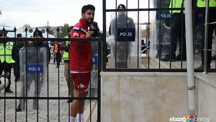 Elazığspor'da Eren formasına kavuştu, Onur'da yırtık tespit edildi