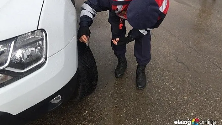 Jandarmadan kış lastiği denetimi