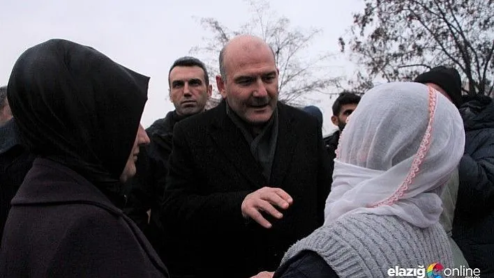 Bakan Soylu, konteyner kentleri inceledi