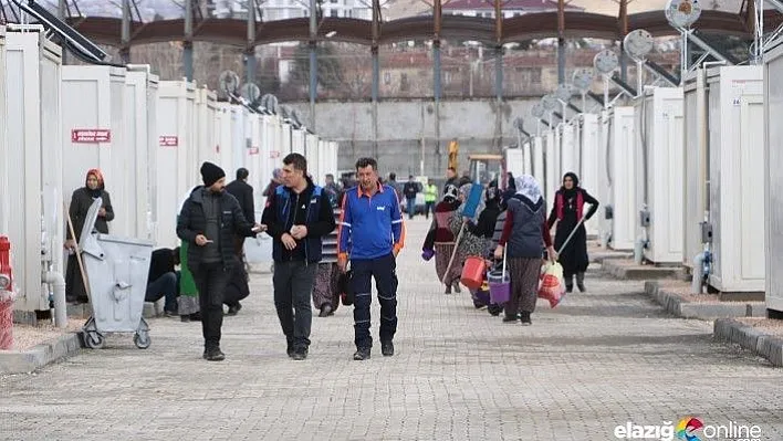 Deprem bölgesinde konteyner kente yerleşim başladı