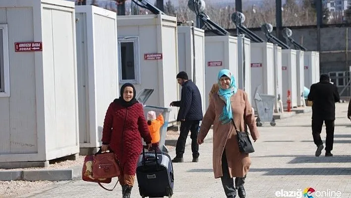 Konteyner kentte aileler ilk günü geride bıraktı