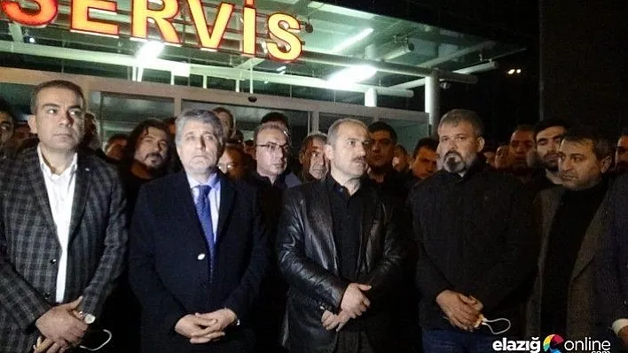 Yaralı askere kan vermek için vatandaşlar hastaneye akın etti