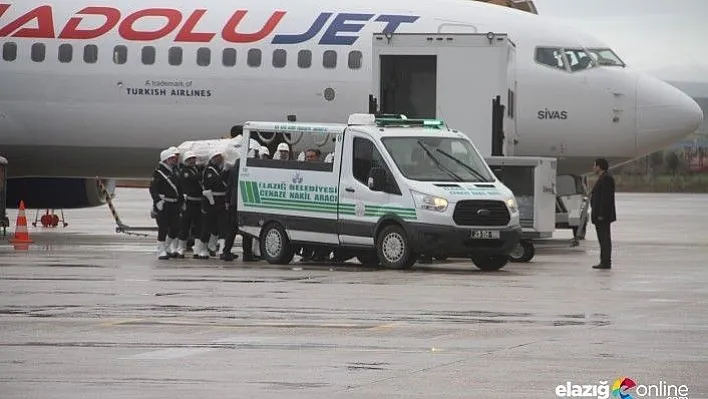 Şehit Müdür Yardımcısı Turan'ın naaşı memleketi Elazığ'a getirildi
