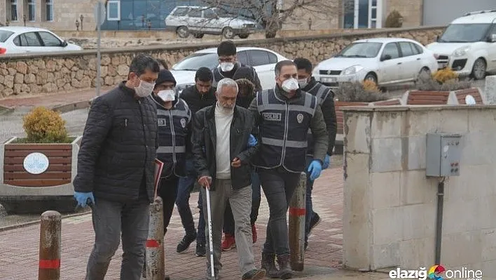 Silahlı ve bıçaklı kavga olayına karışan 3 şüpheli tutuklandı