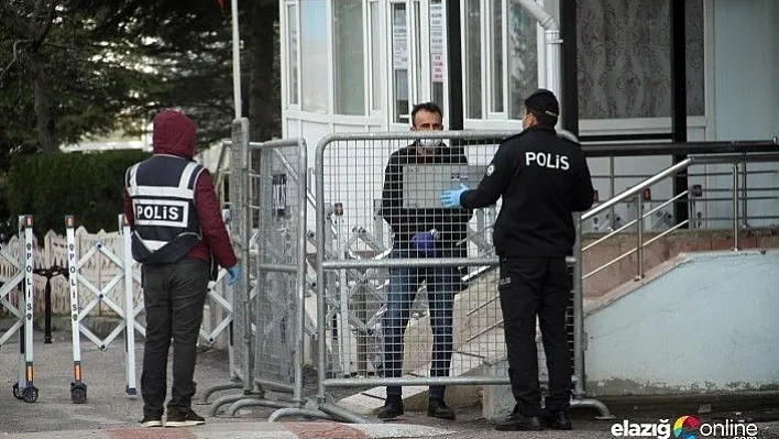 Elazığ'da 11 apartmandaki karantina kaldırıldı