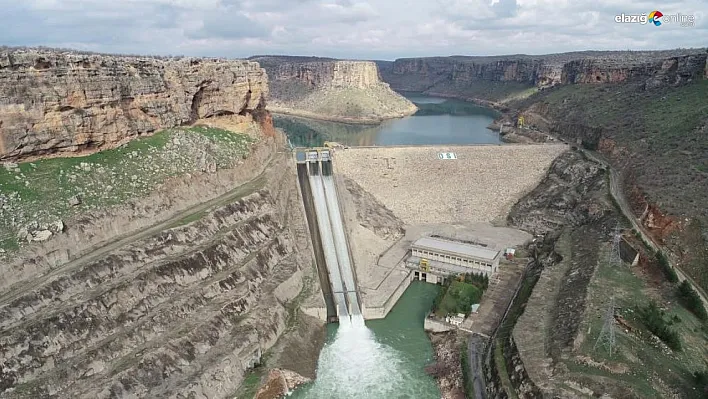 7 yıl önce baraj kapağı kırılmıştı, şimdi kapağa ulaşacak su yok