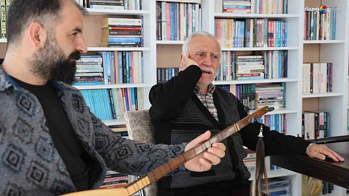 27 Yıl Sonra Yeniden Yorumladığı Hoyrat Sosyal Medyada Gündem Oldu!