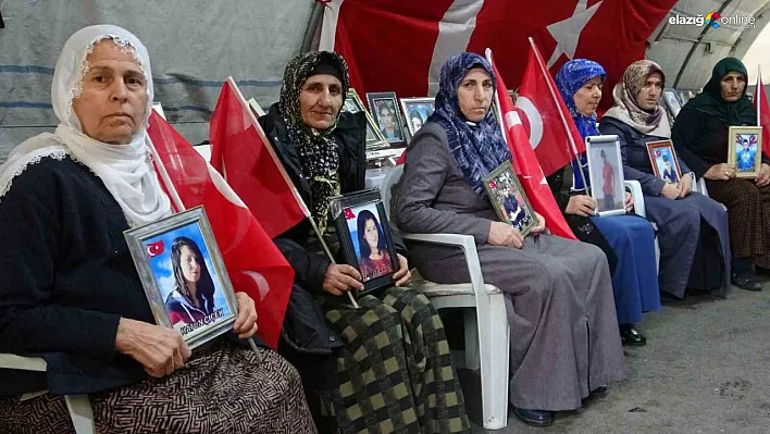 Acılı anne Ödümlü: 'Onlar seni kandırdılar sende onları kandır'