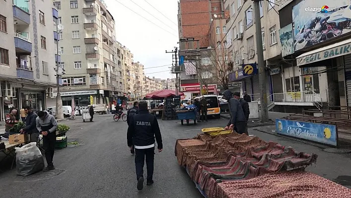 Ağır hasarlı binaların çevresinde semt pazarları için güvenlik önlemleri