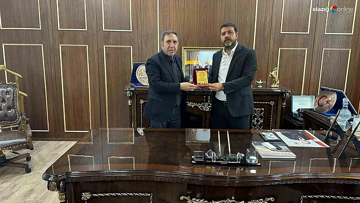 İl Müdürü Polat'tan iş adamı Bozkuş'a teşekkür plaketi