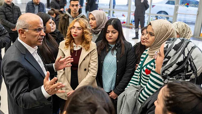 Başkan Er: 'Gençlerimizin yanındayız'