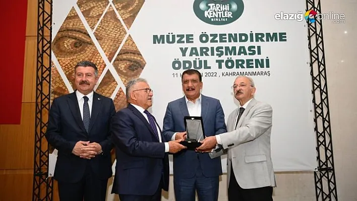 Başkan Gürkan'a Tarihi Kentler Birliği'nden jüri özel ödülü