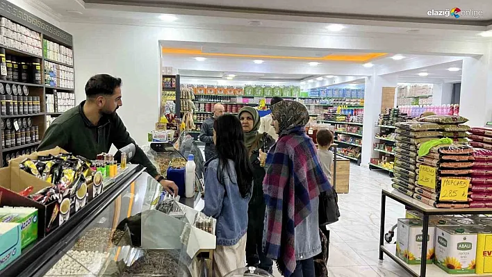 Bingöl'de havalar soğudu, aktarlarda kış çaylarına yoğun ilgi