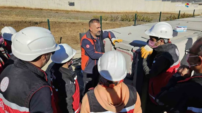 Bingöl'de MEB AKUB üyelerine eğitim