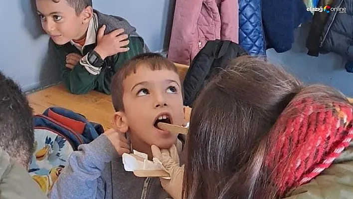 Bingöl'de öğrencilere diş taraması yapıldı