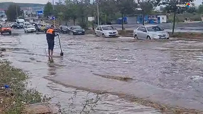 Bingöl'de sağanak yağış etkili oldu