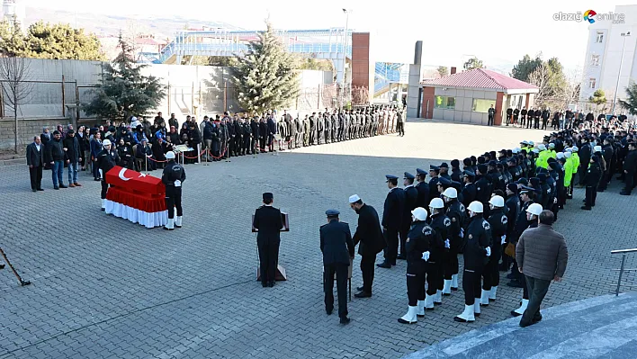 Bingöl'de Vefat Eden Elazığlı Polis Memuru Hüseyin Adsız, Son Yolculuğuna Uğurlandı!