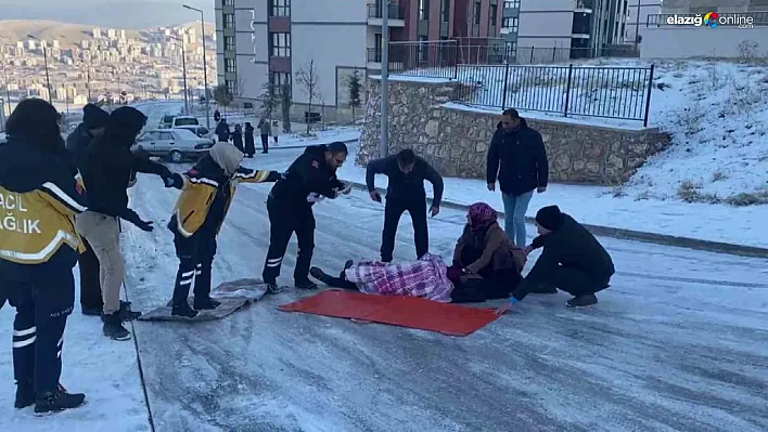 Elazığ'da İnsan Zinciriyle Kurtarma: Buz Tutmuş Zeminde Nefes Kesen Mücadele!