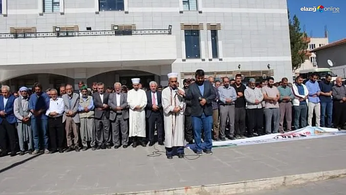 Çermik'te Filistinliler için gıyabi cenaze namazı kılındı