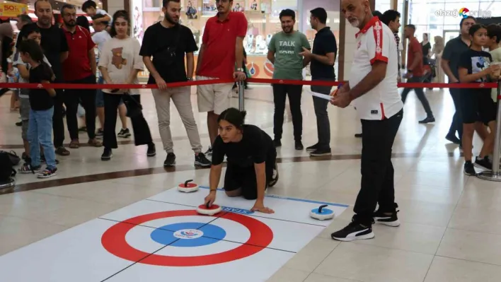 Ceylan Karavil Park'ta Floor Corling Turnuvası