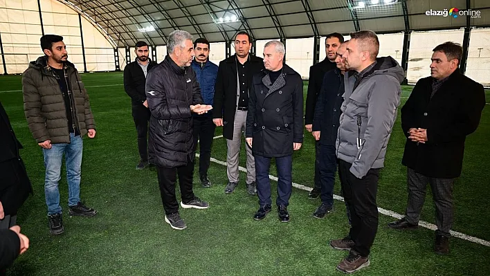 Çınar, Yeşilyurt'taki gençlik ve spor yatırımlarını inceledi