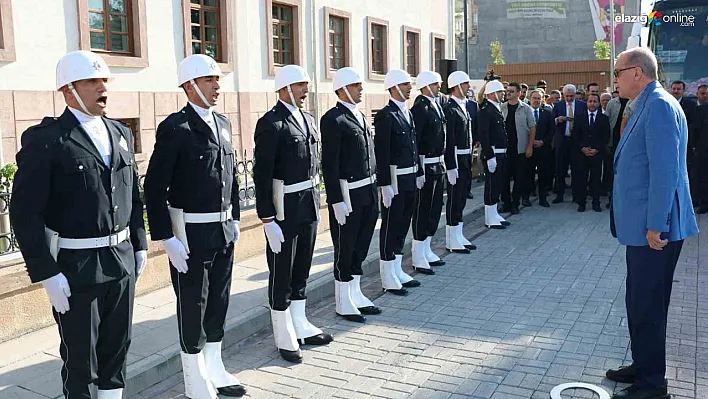 Cumhurbaşkanı Erdoğan Malatya Valilik binasının açılışını yaptı