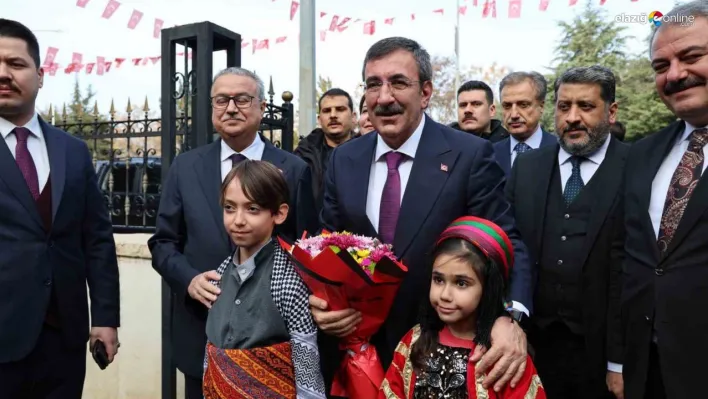 Cumhurbaşkanı Yardımcısı Cevdet Yılmaz Diyarbakır'da