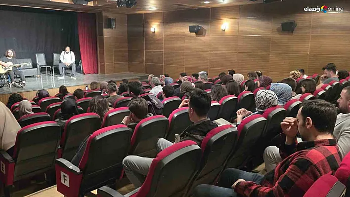 Elazığ'da Sanat Rüzgarı! 'Davetsiz Misafir' Tiyatro Oyunu Büyük Beğeni Topladı!