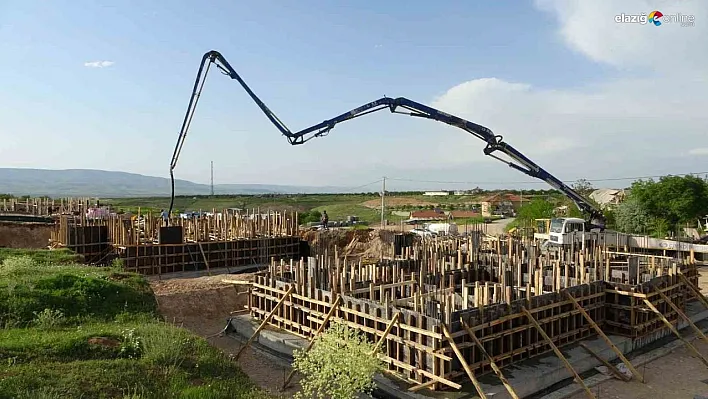 Deprem bölgesi Malatya'da köy evleri yükseliyor