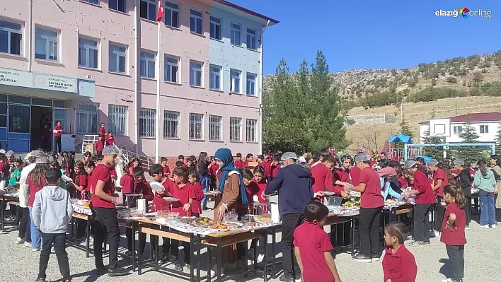 Dicle'de öğrencilerden Gazze'ye yardım etkinliği