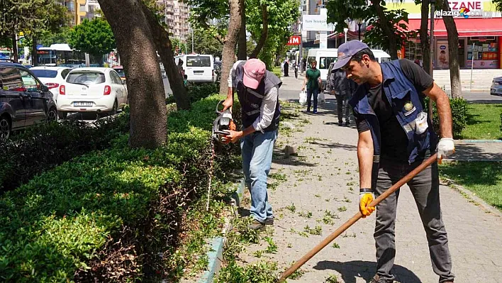Diclekent Bulvarı'nda kaldırımlar yenileniyor