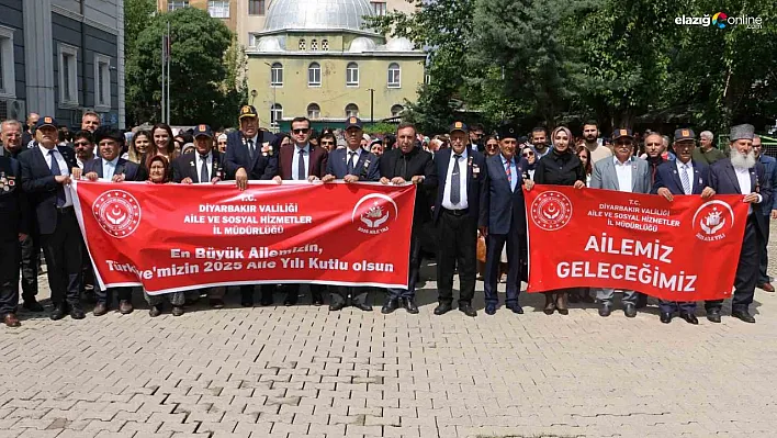 Diyarbakır'da 'Uluslararası Aile Günü'nde kortej yürüyüşü gerçekleştirildi